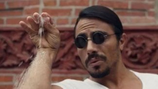 Nusret bir şubesinin tek günlük gelirini Lübnan’a bağışladı