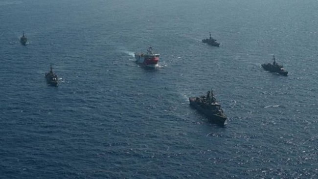 Yunanistan: Türkiye, bölgedeki tüm savaş gemilerini derhal geri çekmeli