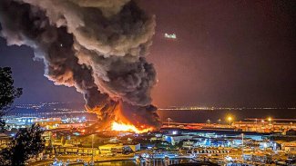 İtalya'da limanda patlama