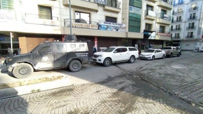 Van'da dört gazeteci gözaltına alındı