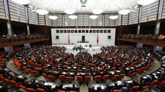 AK Parti, CHP, MHP ve İYİ Parti’den ortak Macron bildirisi