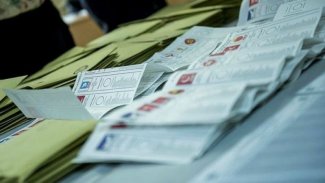 Emre Kongar: Muhalefet partileri erken seçime hazırlansın