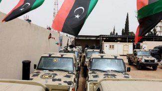 Libya'da ateşkes görüşmeleri başladı