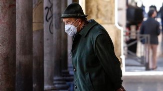 Tüm Türkiye’de koronavirüs kısıtlamaları geri döndü!