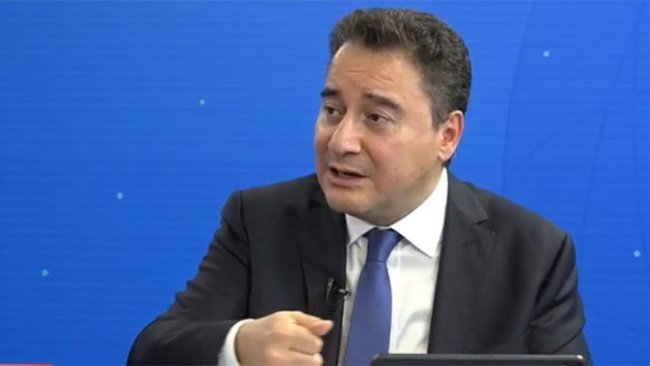 Babacan: ‘S-400'lere milyarlarca dolar verdiler şimdi kapağını açamıyorlar’