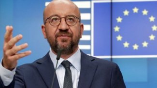 AB: Türkiye ile kedi fare oyunu bitmeli