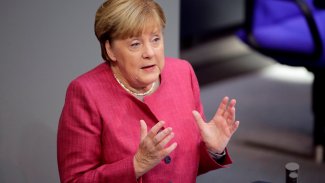 Merkel: Tünelin sonunda ışık görüyoruz