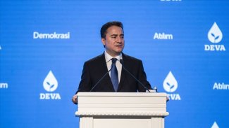 Babacan: Ülkeyi 90 yılların karanlığına götürüyorlar