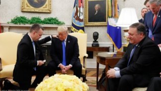 ABD Dışişleri Bakanı Pompeo: Diktatörlere ve zorbalara sahte 'kırmızı çizgiler' ve para yüklü paletler artık yok!