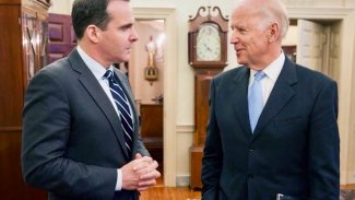 Biden, Brett McGurk’ü Orta Doğu ve Kuzey Afrika Koordinatörlüğüne getirecek