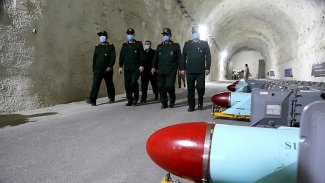 İran Basra Körfezi'nde 'yeraltı füze üssü' kurdu