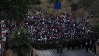 ABD'ye gitmeye çalışan göçmenlere ordu müdahale etti
