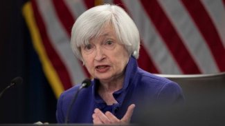 ABD’nin İlk Kadın Maliye Bakanı Janet Yellen oldu
