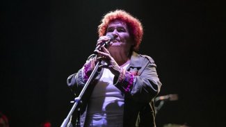 Selda Bağcan: Üç defa hapse girdim ve her girişte çıplak arandım