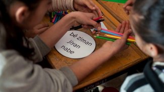 Kürd.Çe Ağlamak Bile Yasak İken Biz Neyi Paylaşamıyoruz