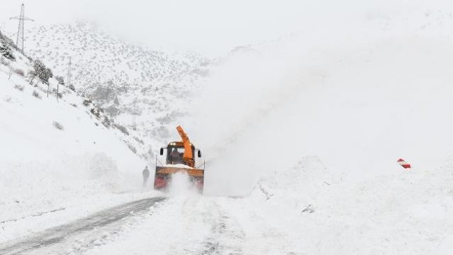Bingöl’de çığ düştü