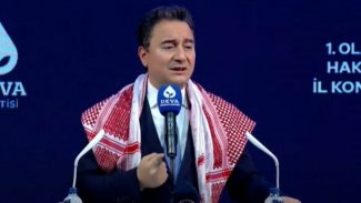Babacan: Kürt meselesini yeniden dirilttiniz için özür dileyin