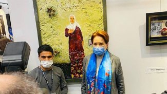 Akşener, Kürt sanatçının tablosunu satın aldı