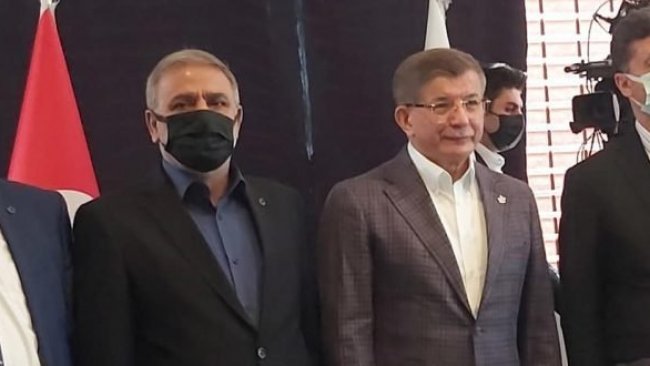 Yazar İlhami Işık Gelecek Partisine katıldı