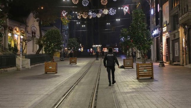 'Erdoğan, Kabine toplantısı sonrasında tam kapanma önlemlerinin 17 Mayıs'a dek süreceğini ilan edecek'