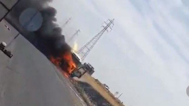 Duhok'ta Peşmergeleri taşıyan minibüs alev aldı! 5 Peşmerge yaralandı!
