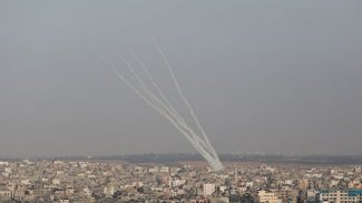 Hamas Batı Kudüs'e roketle saldırdı
