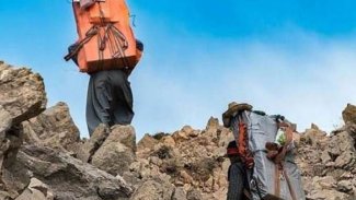 İran askerlerinden kaçan Kürt kolber boğularak hayatını kaybetti