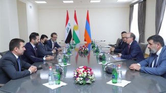 Kubad Talabani, Ermenistan Dışişleri Bakanı ile görüştü