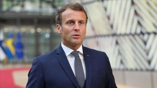 Macron: Rus ve Türk paralı askerleri Libya'dan çekilmeli