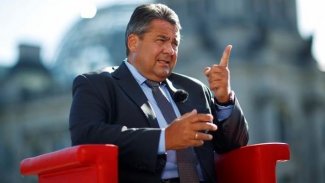 Eski Almanya Dışişleri Bakanı: Biz ABD'yi YPG konusunda uyardık