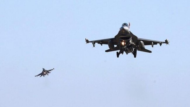 Türk ve ABD savaş uçaklarından ortak devriye