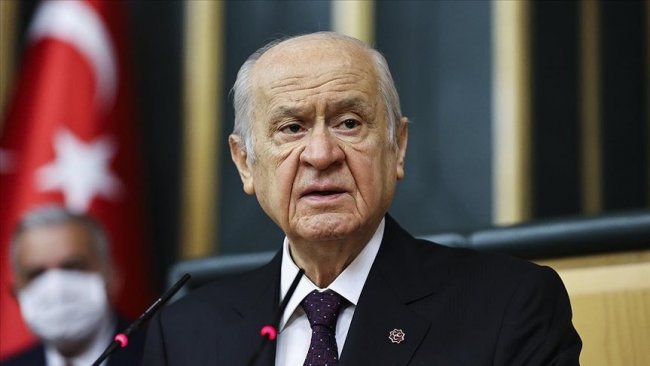 'Serok' tartışması büyüyor...Bahçeli'den Davutoğlu'na yanıt