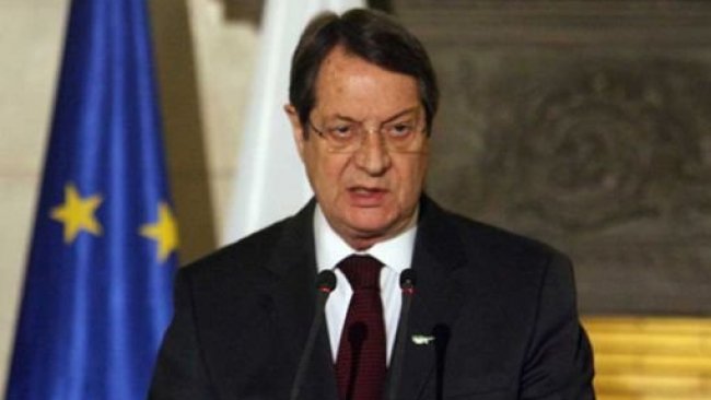 Anastasiadis: Kuzey Kıbrıs yönetimine seyahat yaptırımı getirebiliriz