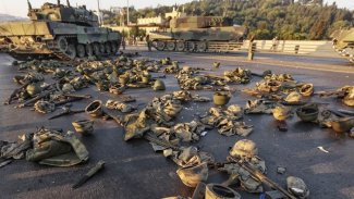 Sabah yazarından 'darbe' iddiası: 'Garip bir hareketlilik var'