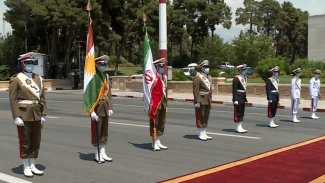 İran ve Irak arasında Kürdistan Bayrağı tartışması