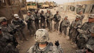 ABD ve İngiltere Afganistan'a asker gönderiyor