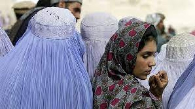 Taliban Sözcüsü: Hükümette kadınlar yer almayacak