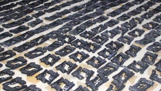 Erbil’de Türk yapımı 628 kaçak tabanca ele geçirildi