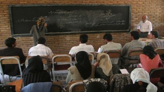 Afganistan'da karma eğitim sona eriyor