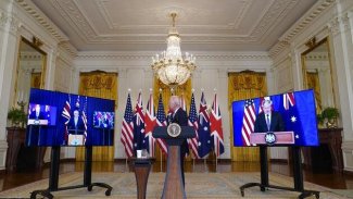 Üç büyük ülke Çin'e karşı birleşti