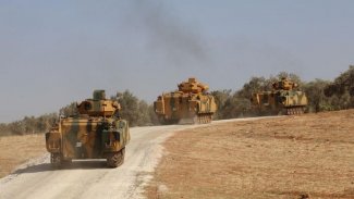Reuters: Rusya Afrin çevresindeki köyleri vurdu, Türkiye bölgeye askeri yığınak yapıyor