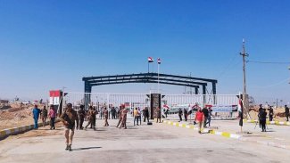 Seçime giden Irak tüm sınırlarını kapatıyor