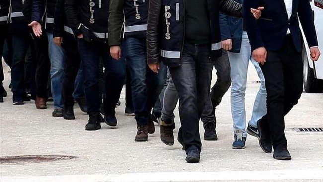 Diyarbakır'da 11 kişiye gözaltı