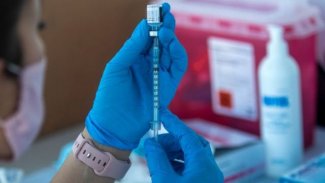 BioNTech'te 3'üncü doz kararı: Kime ne zaman yapılacak?