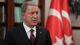 Akar’dan Suriye açıklaması: Varlığımız rejimin katliamlarını engelliyor