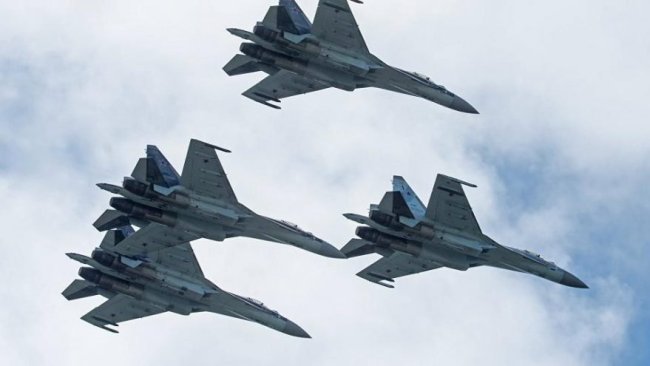 Rusya, Kamışlo'ya savaş uçakları ve saldırı helikopterleri konuşlandırdı