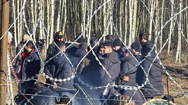 AB Yönetimi, Göçmen Kriziyle Ilgili Diplomatik Girisimlere Basliyor