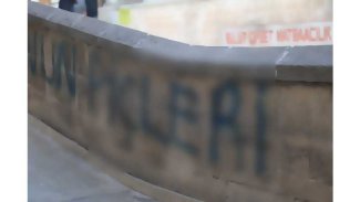 HDP Urfa İl Binası'na ırkçı saldırı