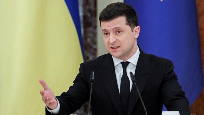 Zelenskiy: Rusya sınırlarımıza 100 bin asker yığdı