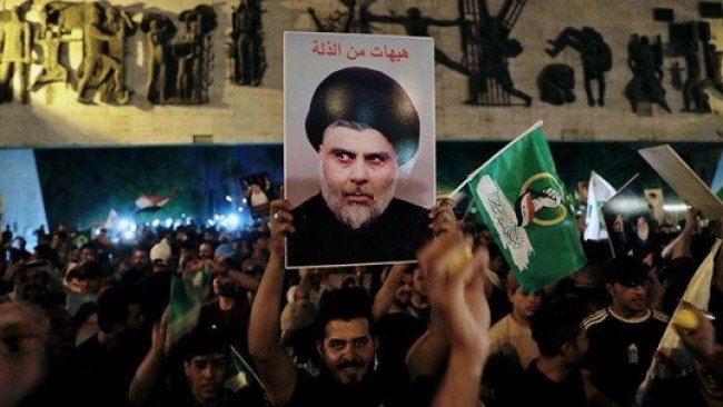 Irak'ta Sadr Grubu silahlı kanadını feshetti